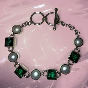 Vintage 925 Sterling Silver romantic Green Stone & Faux Pearl Link Bracelet